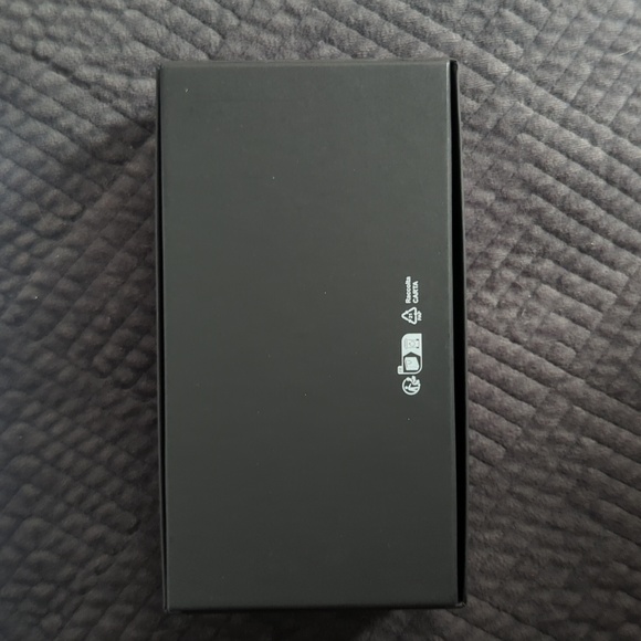 2 Chanel boxes - Picture 2 of 4